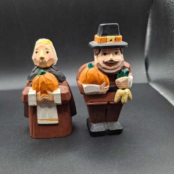 Vintage Midwest Imports Wooden Hand carved Harvest Pilgrim Figurines Set Of 2 - Picture 1 of 6